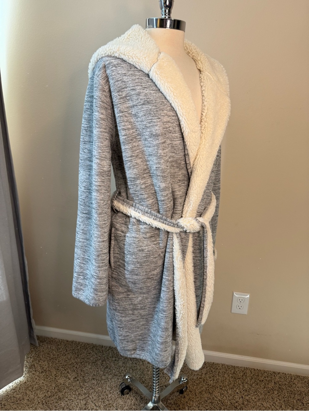UGG Portola Cream Sherpa Hoodie Robe Size XL Soft Ivory Fleece - Picture 5 of 15